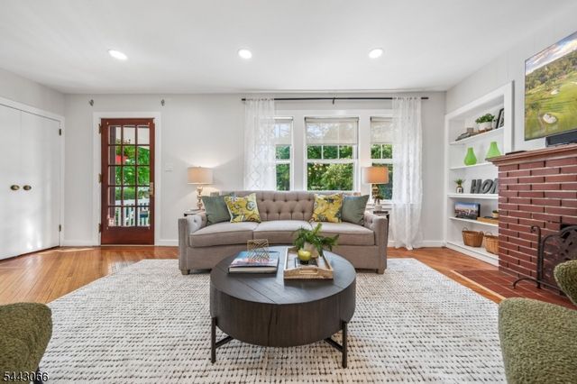65 Tuscan Rd, Maplewood Twp., NJ 07040
