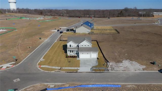 1505 SE Bailey Farms Parkway, Lee's Summit, MO 64081