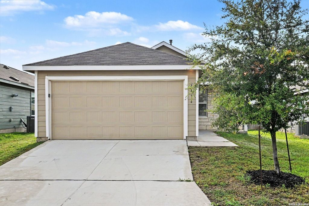 5414 DAPHNE PATH, San Antonio, TX 78253