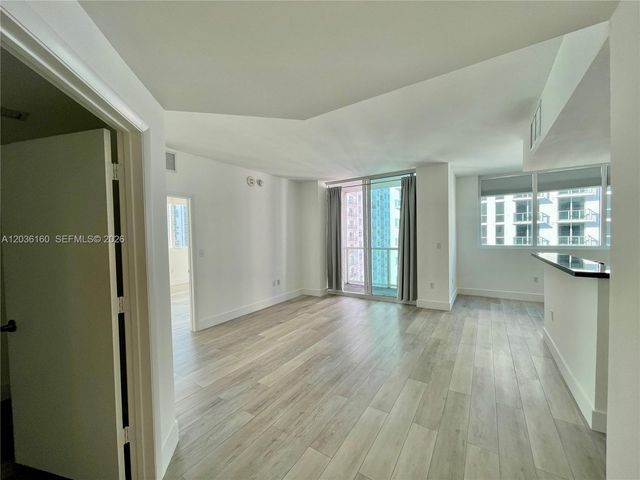 253 NE 2nd St 2108, Miami, FL 33132