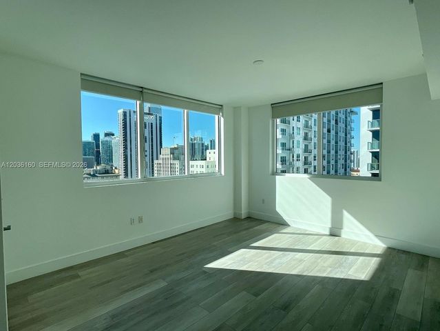 253 NE 2nd St 2108, Miami, FL 33132