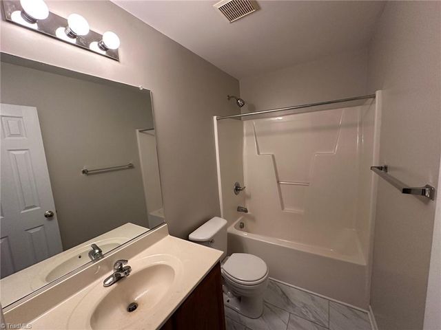 1102 Maury Lane, Greensboro, NC 27401