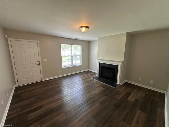 1102 Maury Lane, Greensboro, NC 27401