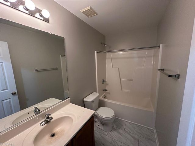 1102 Maury Lane, Greensboro, NC 27401