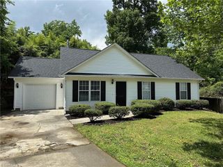 1102 Maury Lane, Greensboro, NC 27401