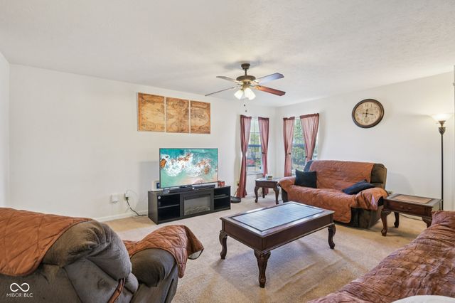 11502 Ross Park Drive, Indianapolis, IN 46229