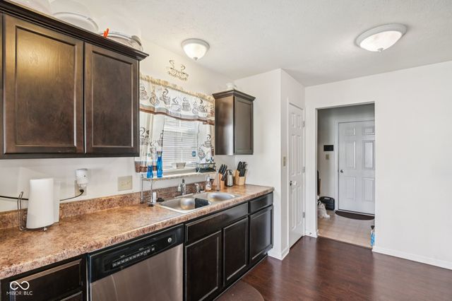 11502 Ross Park Drive, Indianapolis, IN 46229