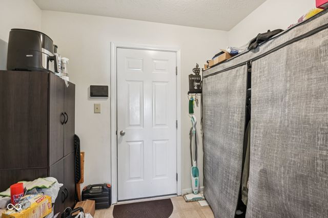 11502 Ross Park Drive, Indianapolis, IN 46229