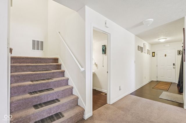 11502 Ross Park Drive, Indianapolis, IN 46229