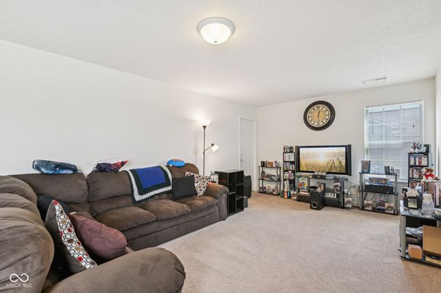11502 Ross Park Drive, Indianapolis, IN 46229