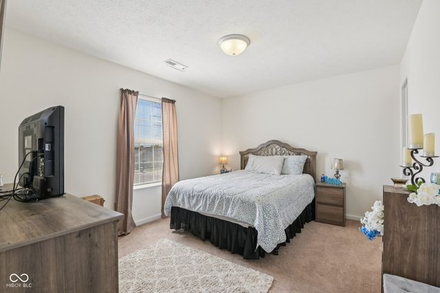 11502 Ross Park Drive, Indianapolis, IN 46229