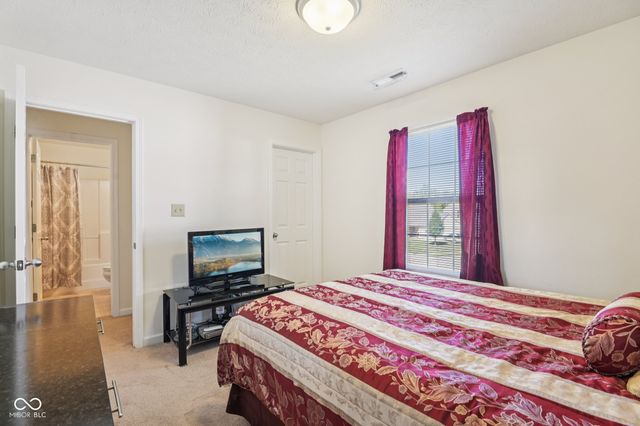 11502 Ross Park Drive, Indianapolis, IN 46229