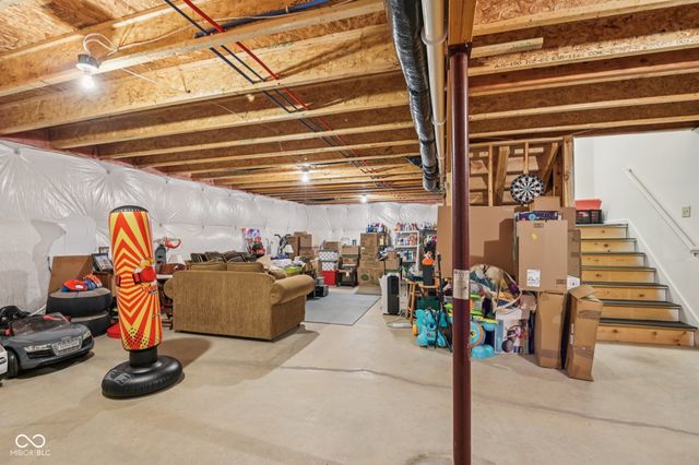 11502 Ross Park Drive, Indianapolis, IN 46229