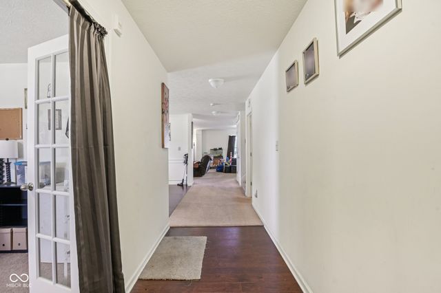 11502 Ross Park Drive, Indianapolis, IN 46229