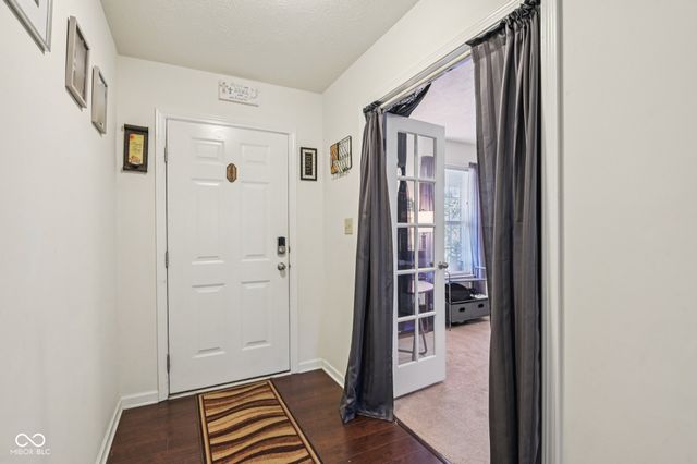 11502 Ross Park Drive, Indianapolis, IN 46229