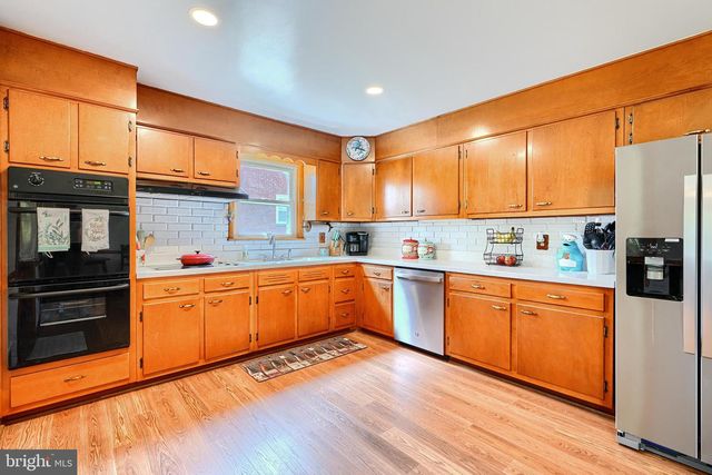 4305 EDRO AVE, Baltimore, MD 21236