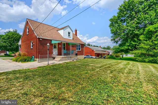 4305 EDRO AVE, Baltimore, MD 21236