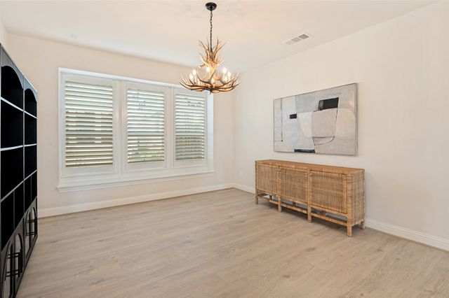 2411 Perdue Avenue, Irving, TX 75062