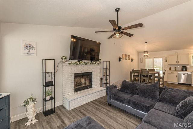 6408 Flagstone Court, Unincorporated, MO 63052