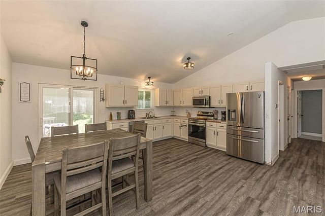 6408 Flagstone Court, Unincorporated, MO 63052