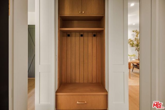 4261 Denny Avenue, Toluca Lake, CA 91602