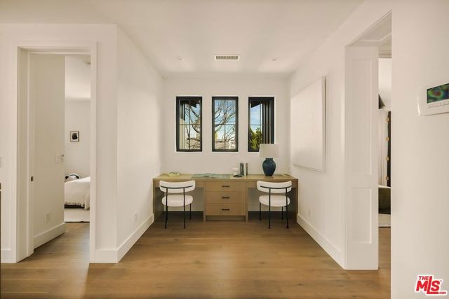 4261 Denny Avenue, Toluca Lake, CA 91602