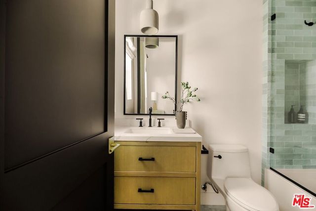 4261 Denny Avenue, Toluca Lake, CA 91602