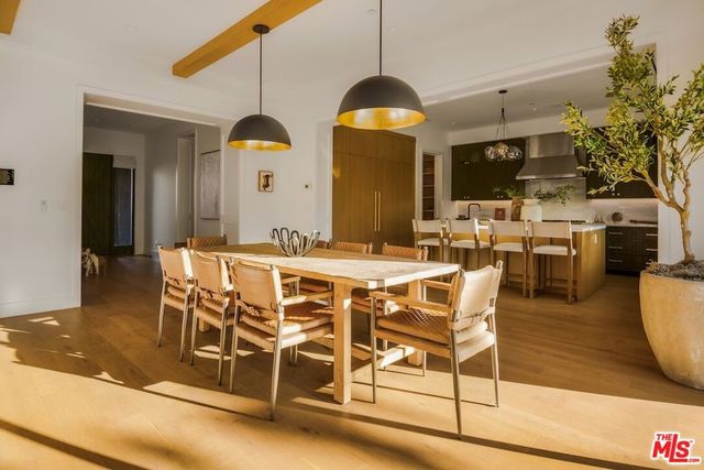 4261 Denny Avenue, Toluca Lake, CA 91602