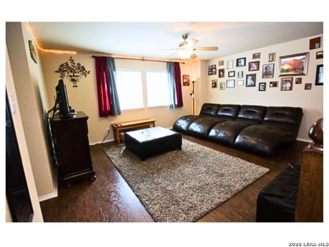 12235 malkin, San Antonio, TX 78254