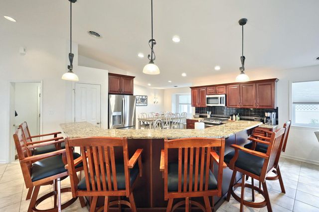 1436 WHEATFIELD DR, York, PA 17408
