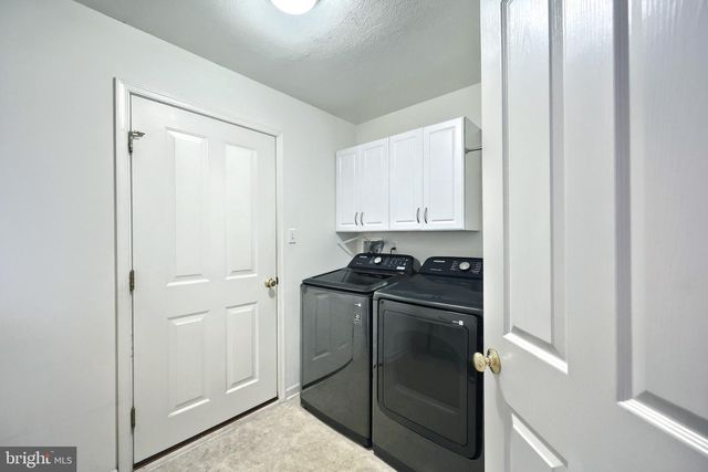 1436 WHEATFIELD DR, York, PA 17408