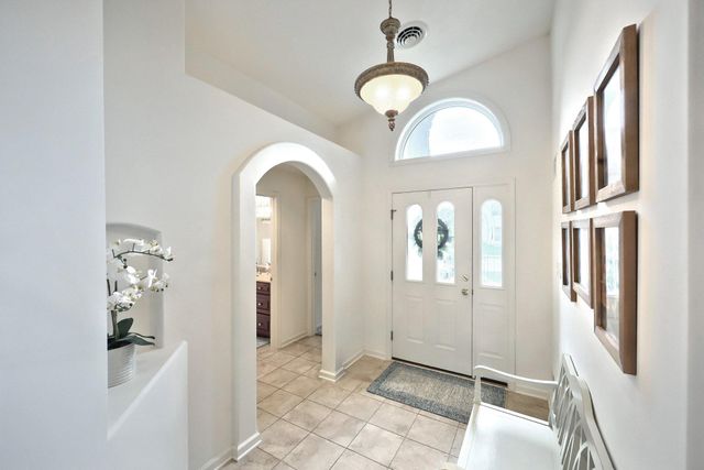 1436 WHEATFIELD DR, York, PA 17408