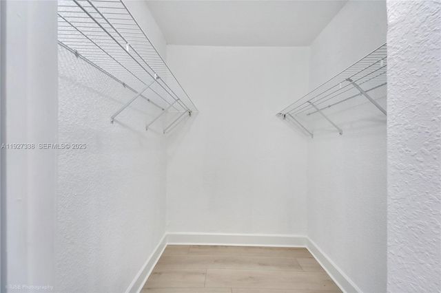 401 69th St 613, Miami Beach, FL 33141