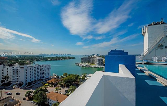 401 69th St 613, Miami Beach, FL 33141