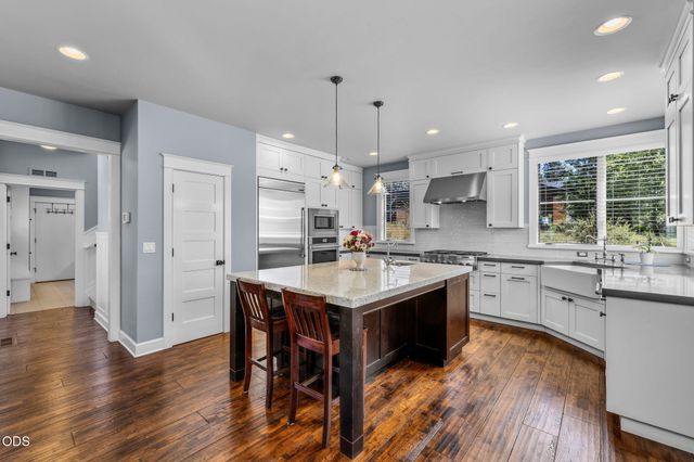 61525 Meeks Trail, Bend, OR 97702