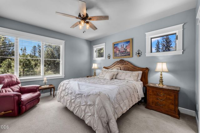 61525 Meeks Trail, Bend, OR 97702