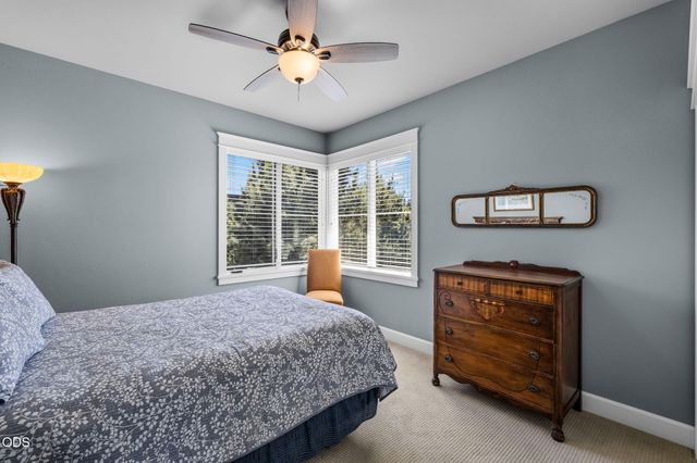 61525 Meeks Trail, Bend, OR 97702