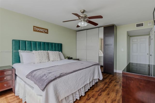 2841 NE 163rd Street 802, North Miami Beach, FL 33160