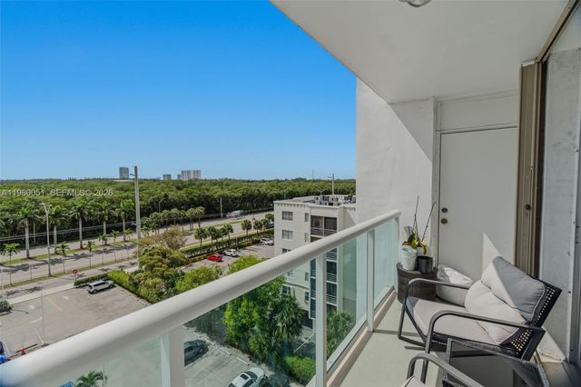 2841 NE 163rd Street 802, North Miami Beach, FL 33160