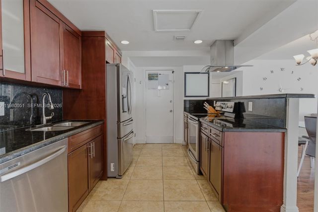2841 NE 163rd Street 802, North Miami Beach, FL 33160