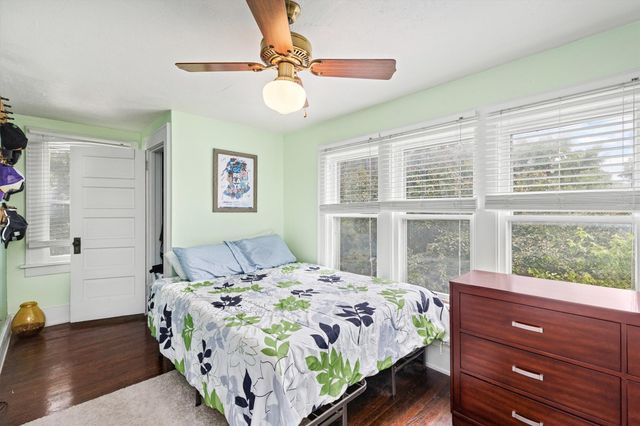 931 40th Place, Des Moines, IA 50312