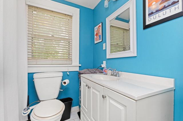 931 40th Place, Des Moines, IA 50312