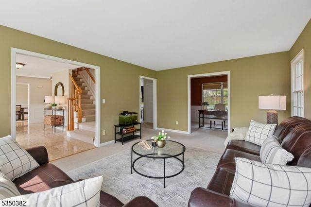 7 Sun Valley Way, Washington Twp., NJ 07853