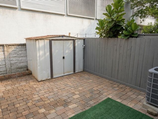 1901 S River Drive 5A, Miami, FL 33125