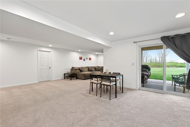 10023 Washington Glen Drive, Washington Twp, OH 45458