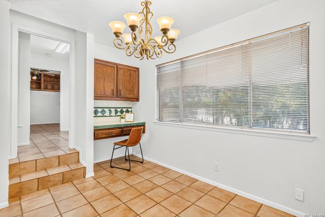13067 N HUNTERS CIR, San Antonio, TX 78230