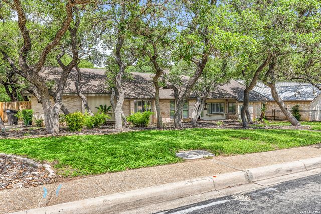 13067 N HUNTERS CIR, San Antonio, TX 78230