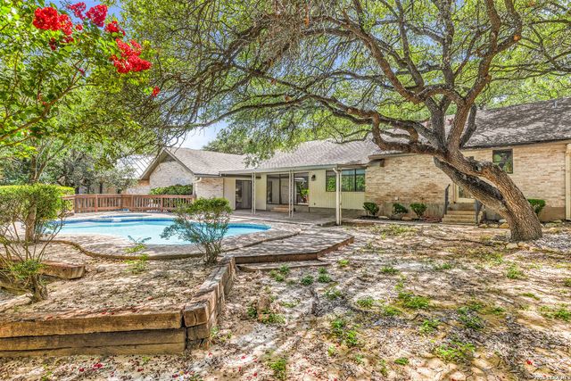 13067 N HUNTERS CIR, San Antonio, TX 78230