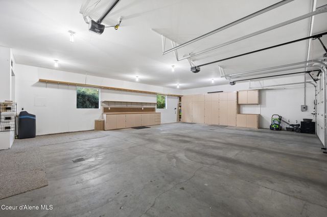 3825 E ENGLISH POINT RD, Hayden, ID 83835