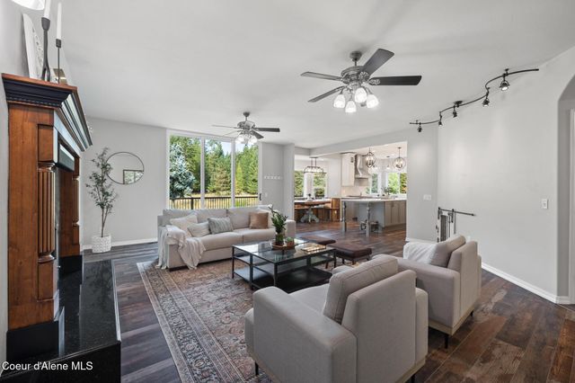 3825 E ENGLISH POINT RD, Hayden, ID 83835